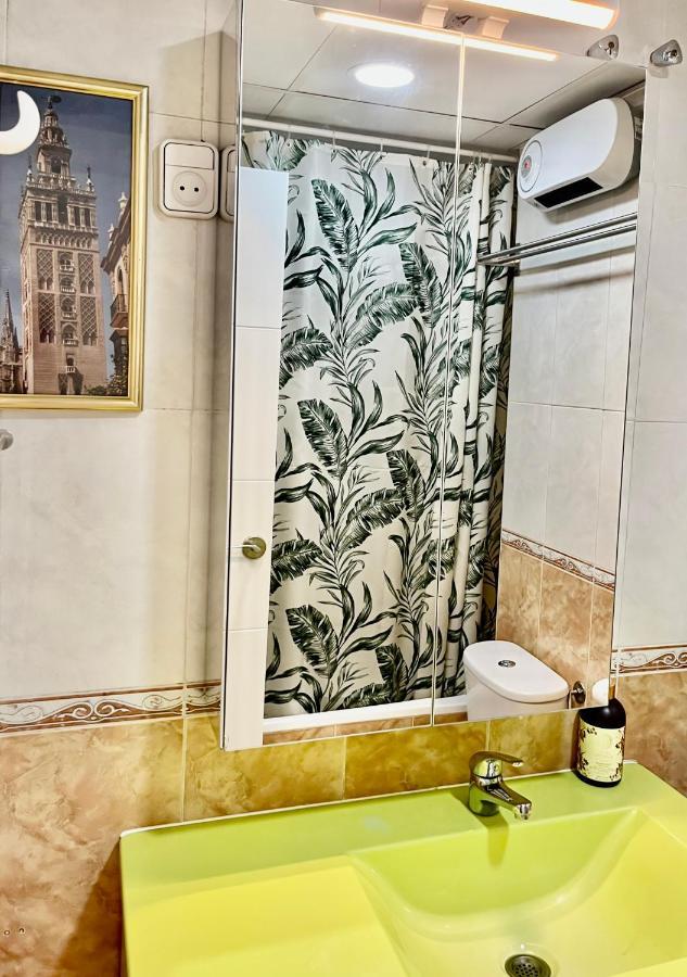 Triana In Hotel 24H Севиля Екстериор снимка
